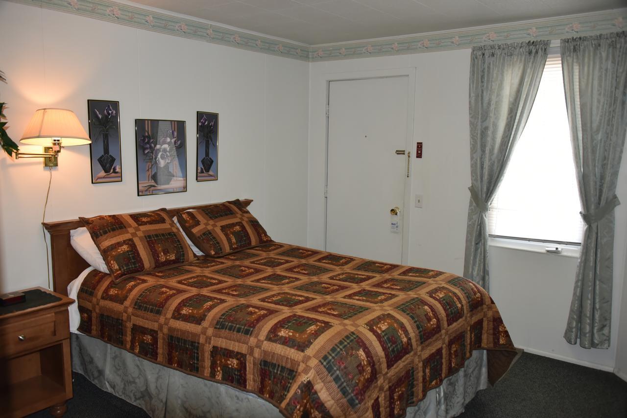 Royals Inn Motel Malta Ngoại thất bức ảnh