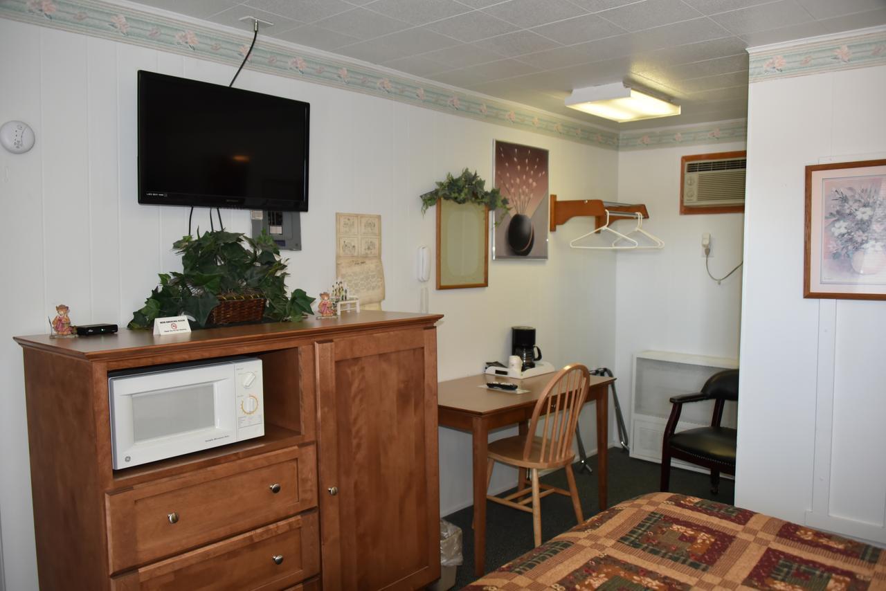 Royals Inn Motel Malta Ngoại thất bức ảnh